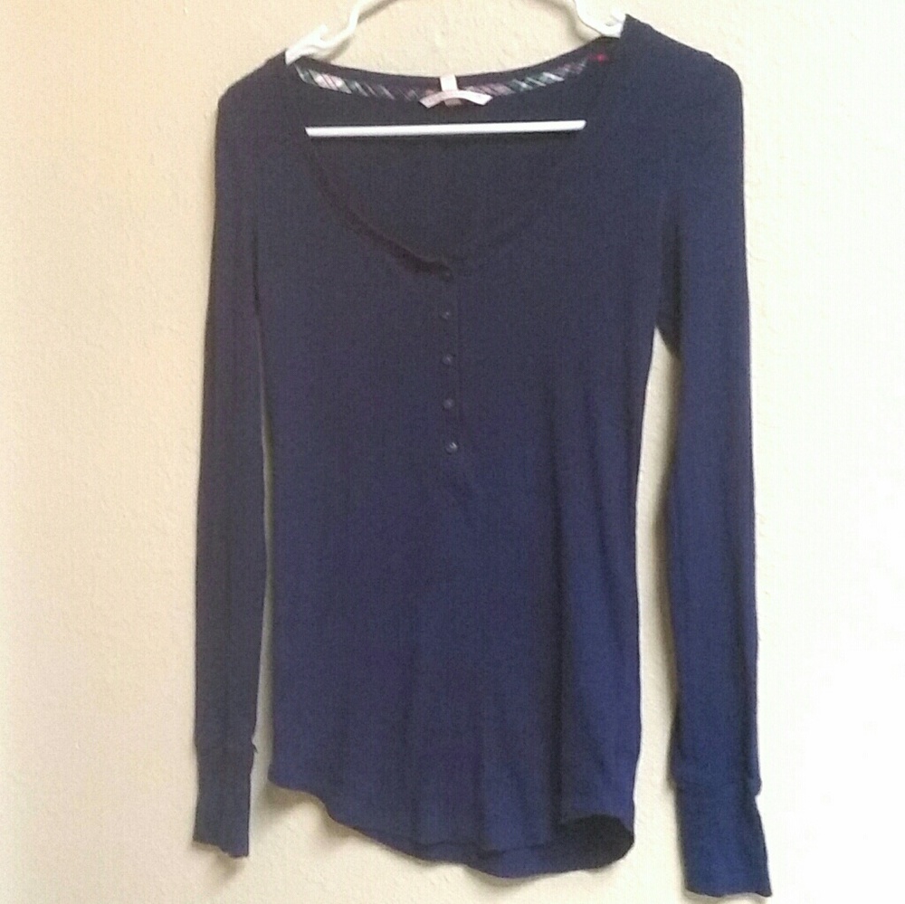 PINK Victoria's Secret long sleeve shirt